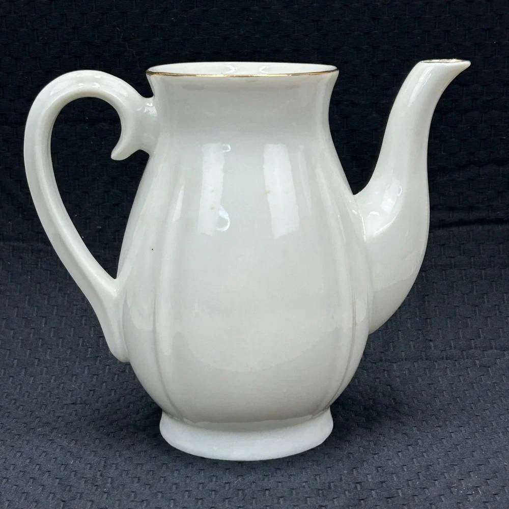 Vintage Japan White Porcelain Floral Teapot Gold Trim‎ Ribbed Tea Pot with Lid